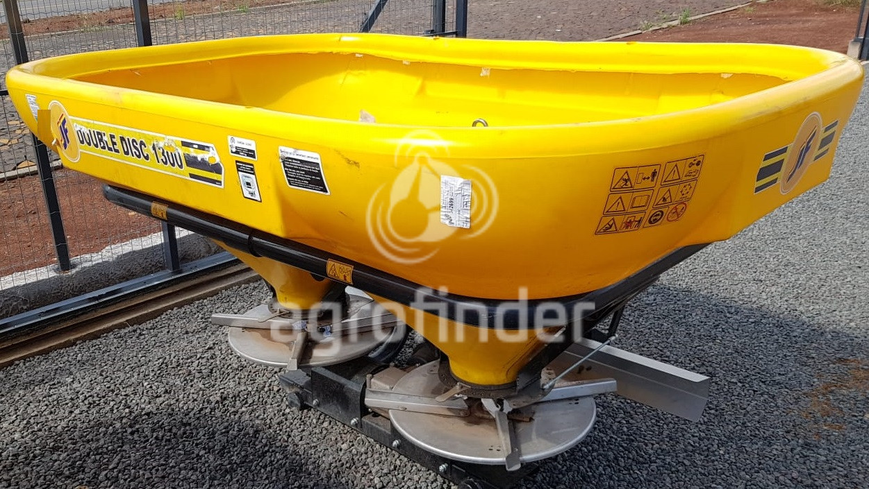 Distribuidor de sólidos  JF Double Disc 1300 ano 2021