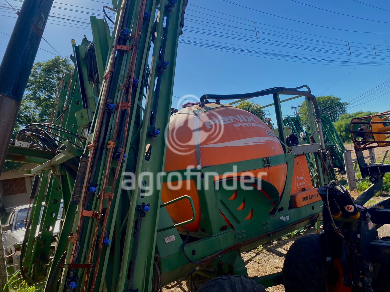 Pulverizador de arrasto Stara Fenix 2000 Ano 2013