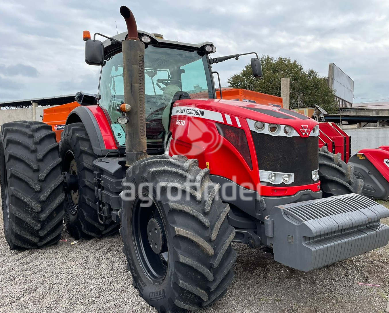 Trator Massey Ferguson 8670 Ano 2013