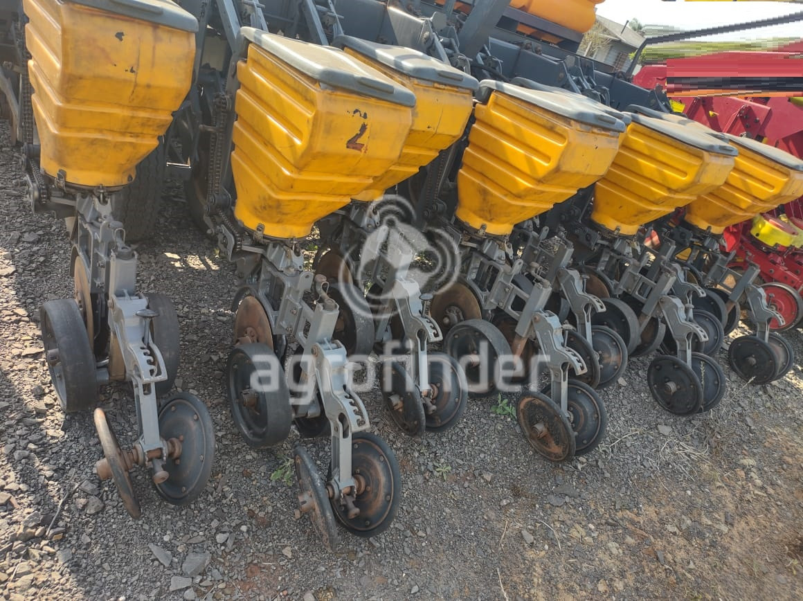 Plantadeira de Verão Valtra  BP 905 ano 2015