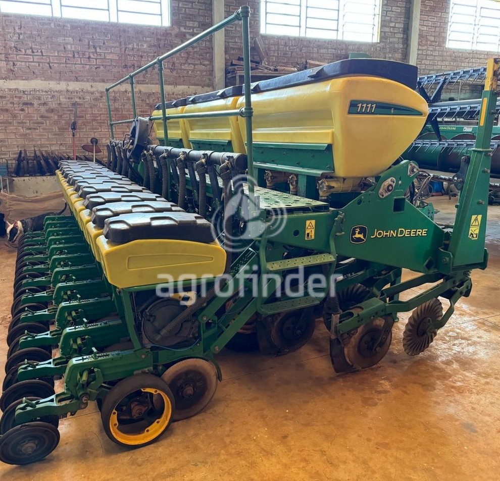Plantadeira de Verão John Deere 1111 ano 2012