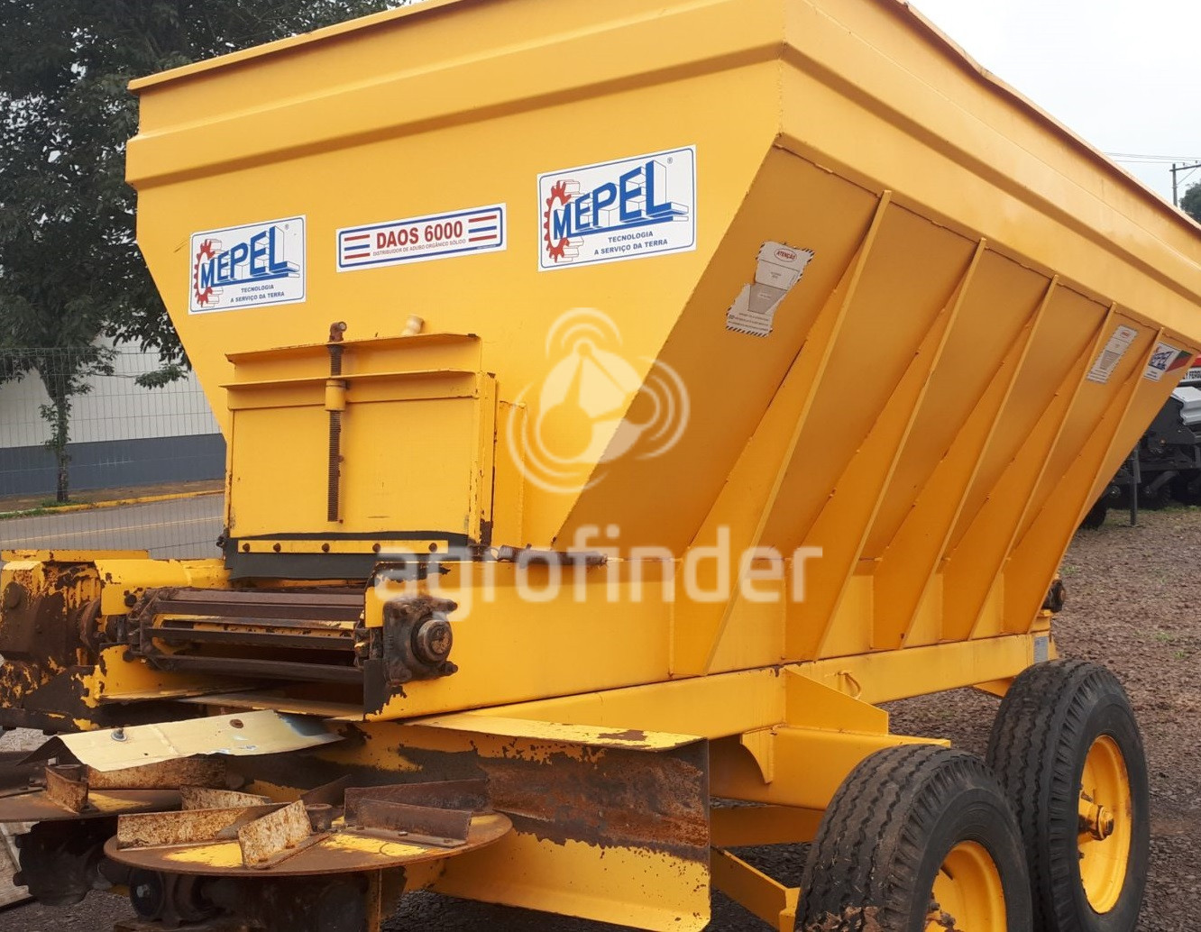 Distribuidor de sólidos Mepel DAOS 6000 Ano 2013