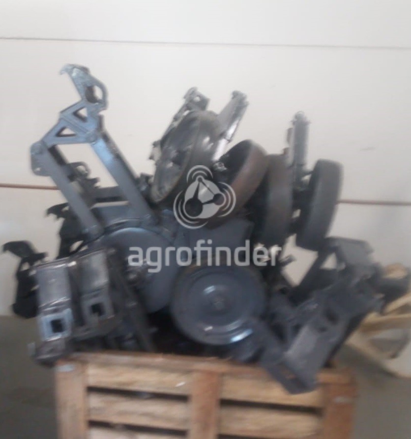 Plantadeira Múltipla Massey Ferguson MF 621 ano 2009