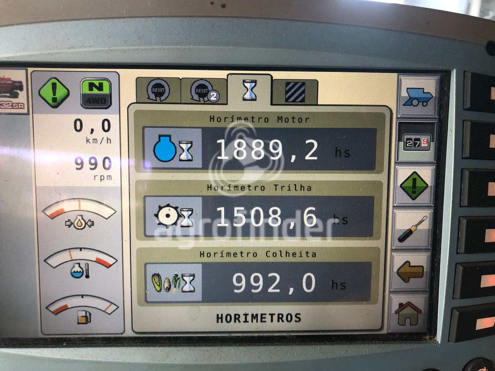 Colheitadeira Massey Ferguson 32 SR Ano 2014