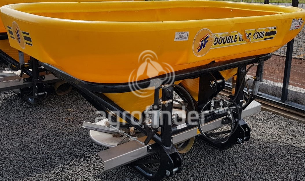 Distribuidor de sólidos  JF Double Disc 1300 ano 2021