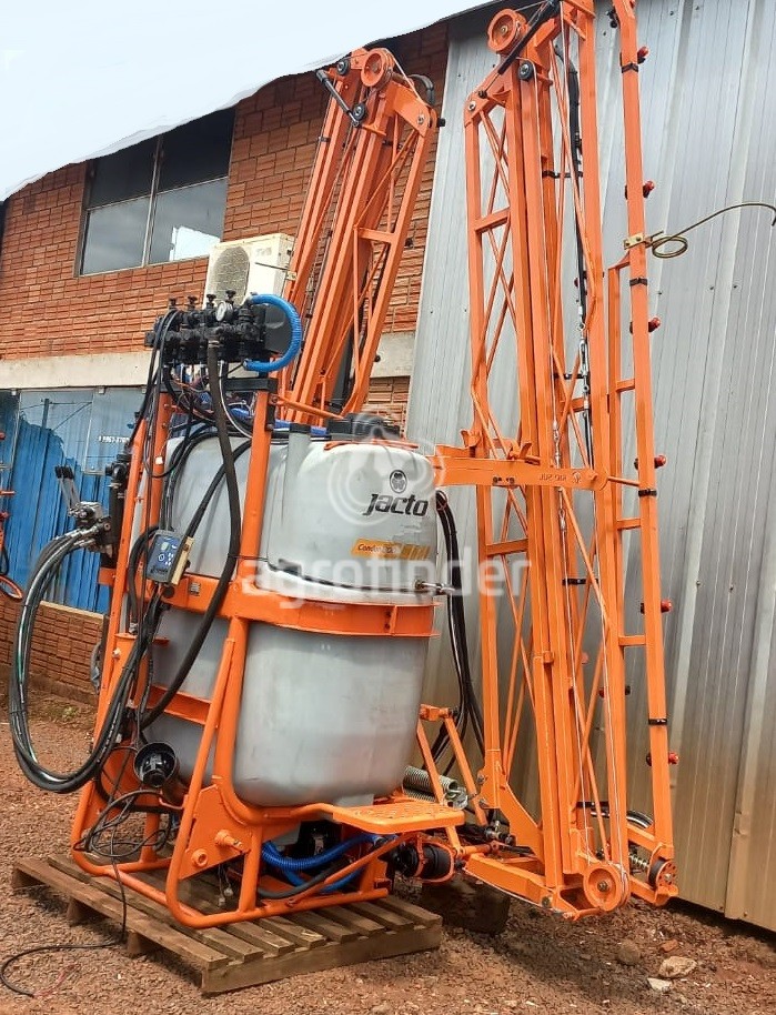 Pulverizador hidraúlico Jacto Condor 800 Ano 2018