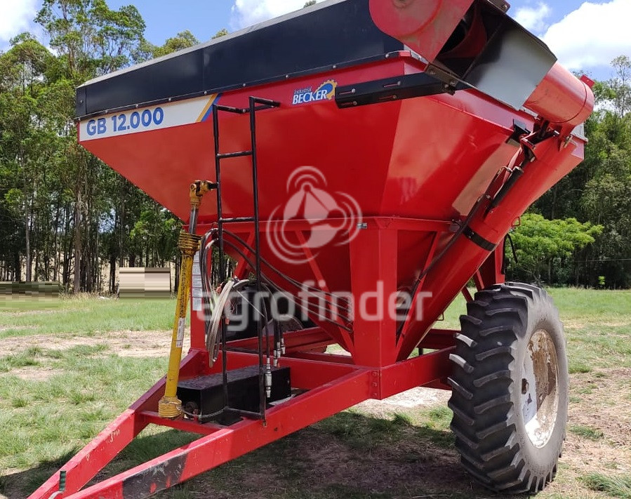 Graneleira Becker GB 12000 Ano 2017
