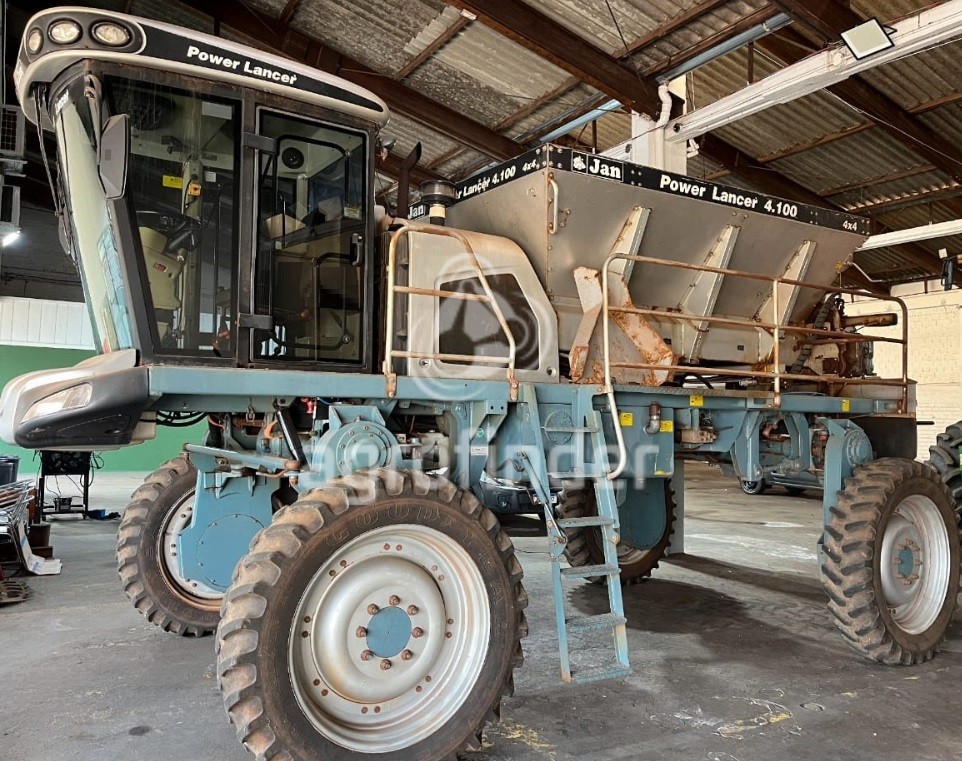 Distribuidor Autopropelido Jan Power Lancer 4.100 ano 2014