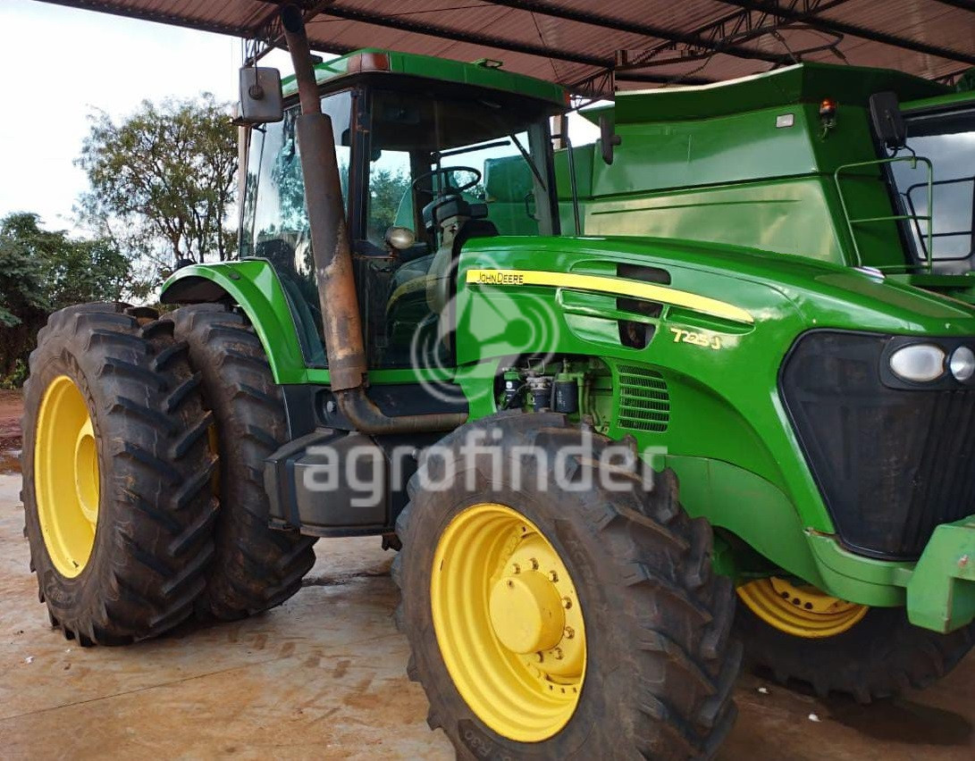 Trator John Deere 7815 ano 2005