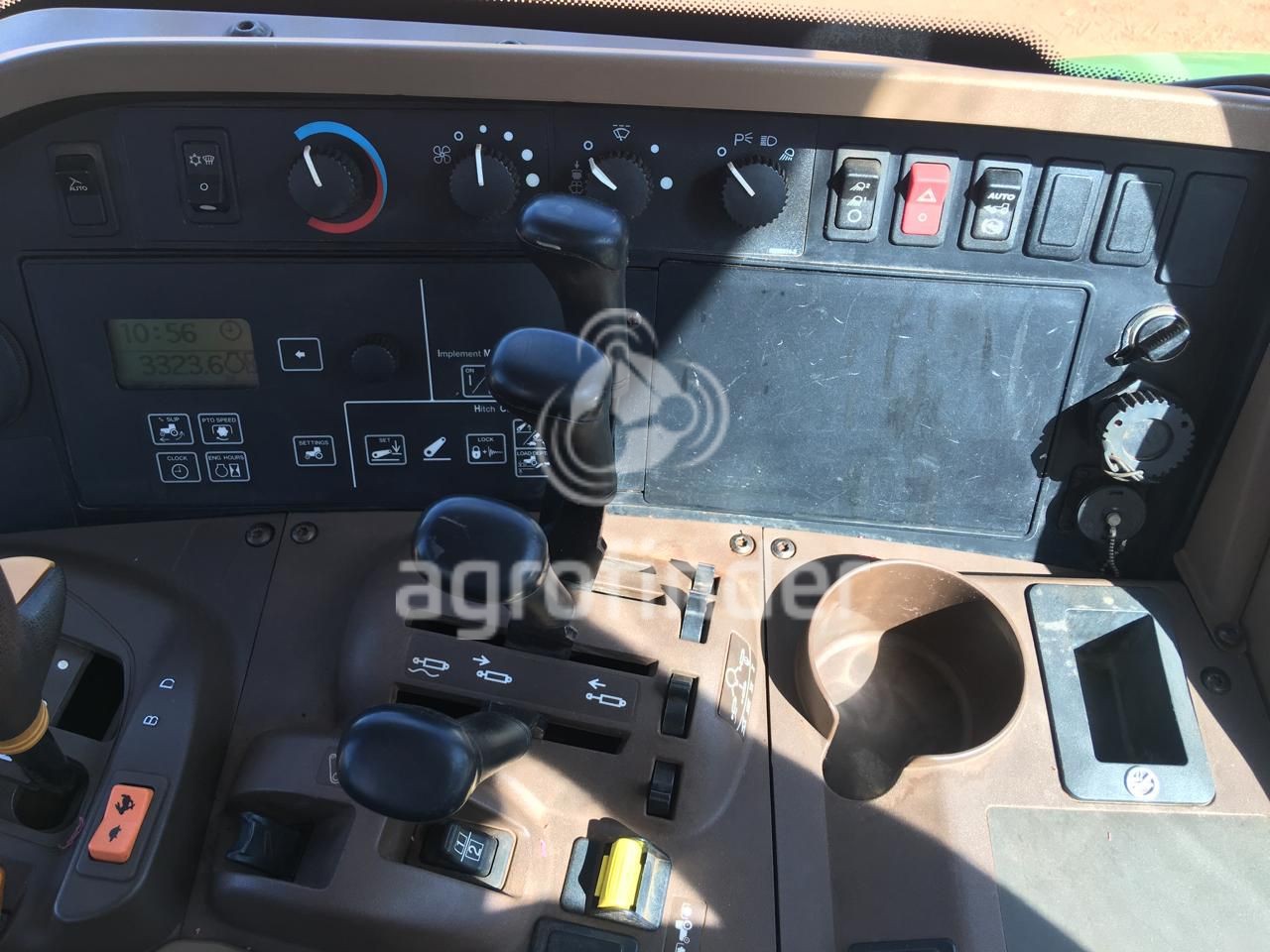 Trator John Deere 7230 J Ano 2021