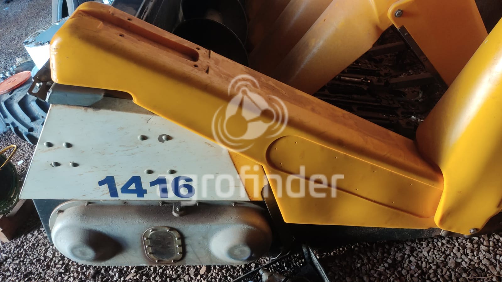 Plataforma de Milho New Holland 1416 ano 2017