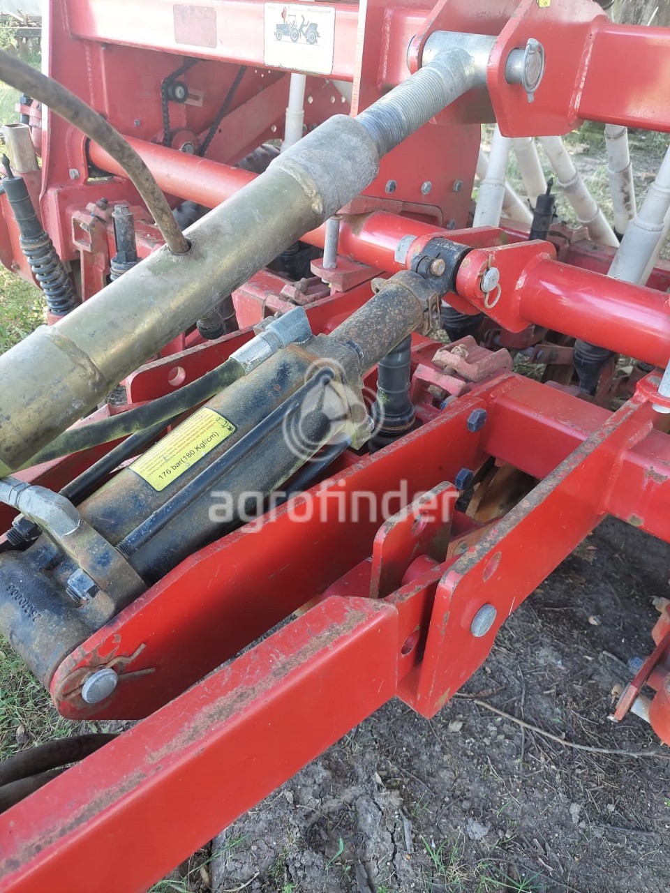 Plantadeira de Inverno Semeato SHM 11/13 ano 2009