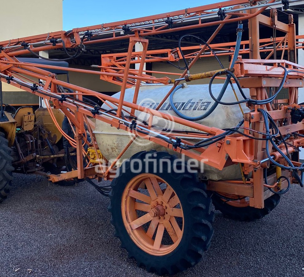 Pulverizador de Arrasto Jacto Columbia Cross Ano 2002