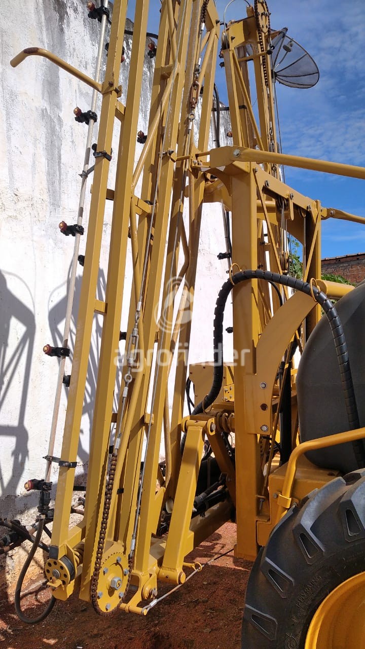 Pulverizador de arrasto Gauruss 2000 ano 2022