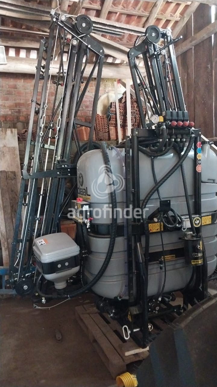 Pulverizador Hidráulico Ideal 1000 litros ano 2023
