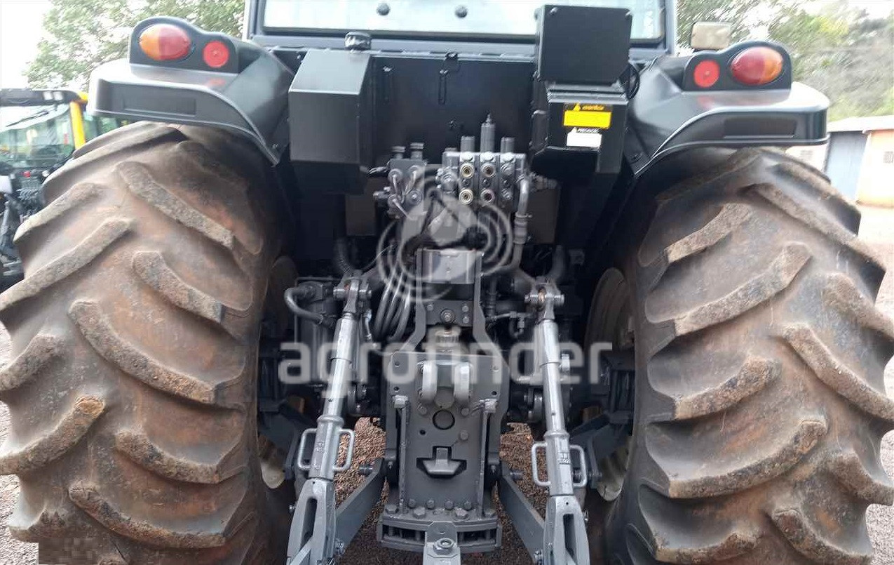 Trator Valtra  BH 180 ano 2012/2012