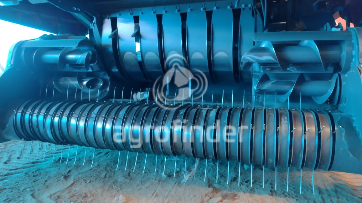 Efardadeira Challenger LB34B Ano 2015