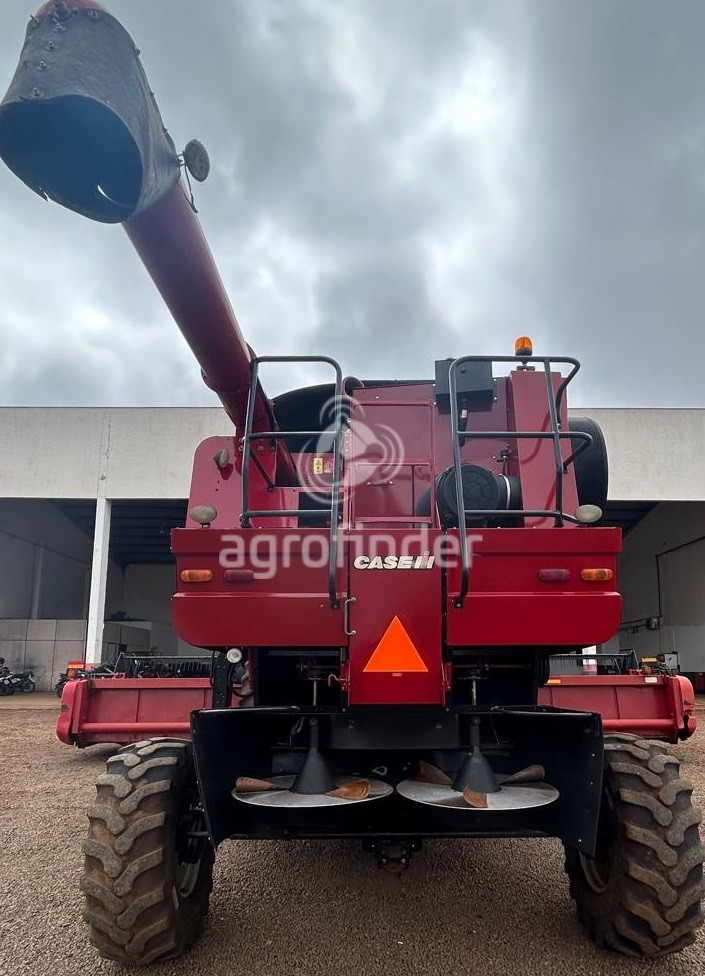Colheitadeira Case Axial Flow 2688 ano 2013