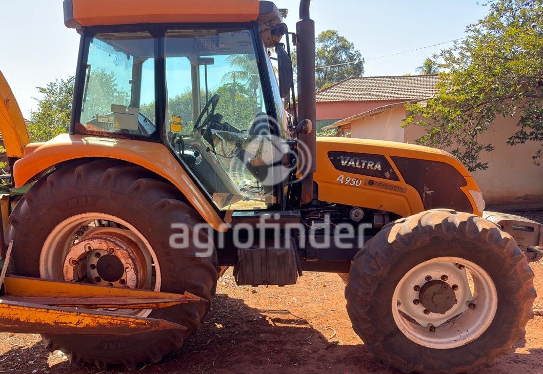 Trator Valtra A 950 ano 2015