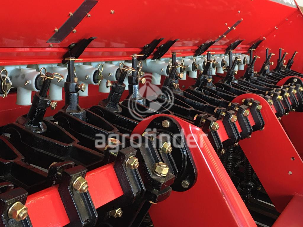 Plantadeira de Inverno Semeato TDNG 320 Ano 2021