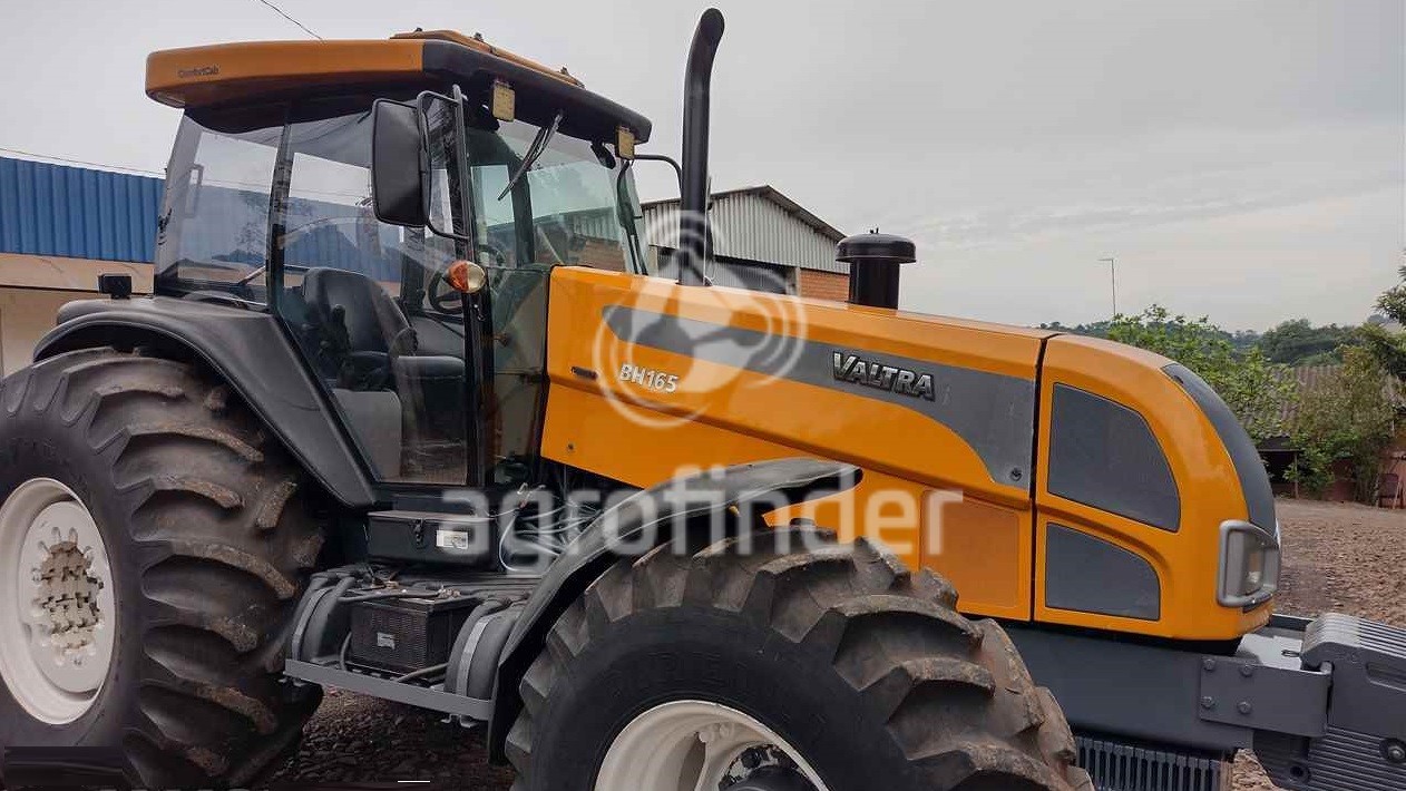 Trator Valtra BH 165 ano 2011