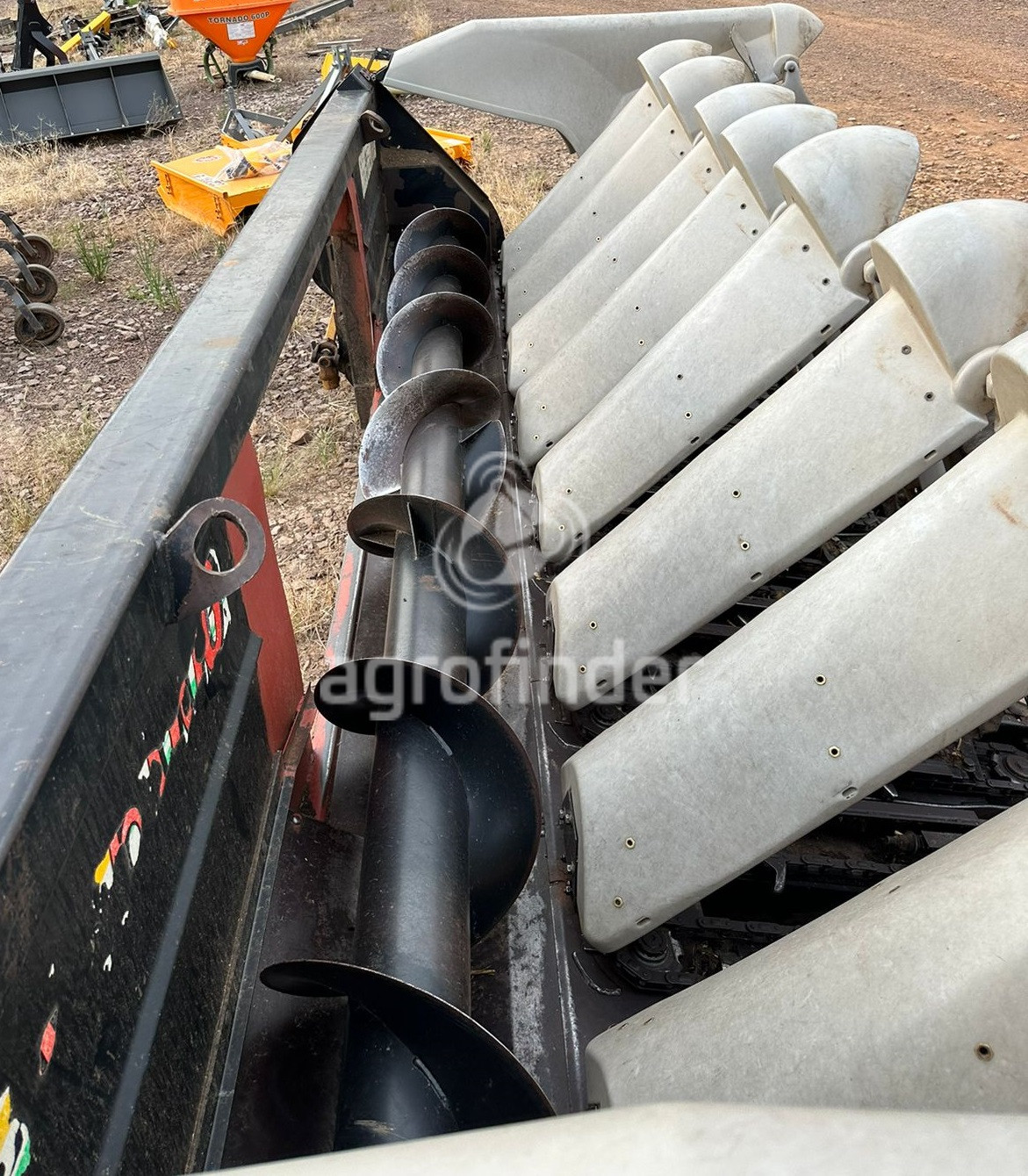 Plataforma de Milho Sfil PLM 6000 ano 2004