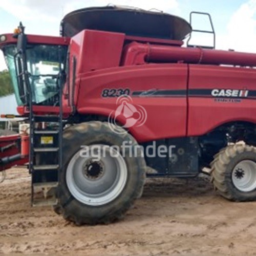 Colheitadeira Case Axial Flow 8230 ano 2015