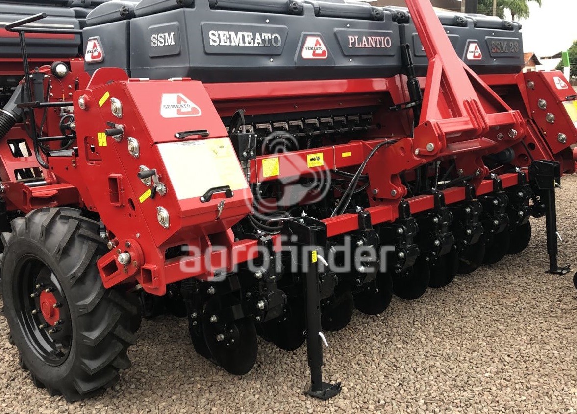 Plantadeira Múltipla Semeato SSM 23 Ano 2022