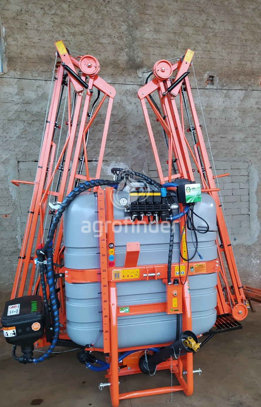 Pulverizador Hidráulico Unifort 1000 L Ano 2023