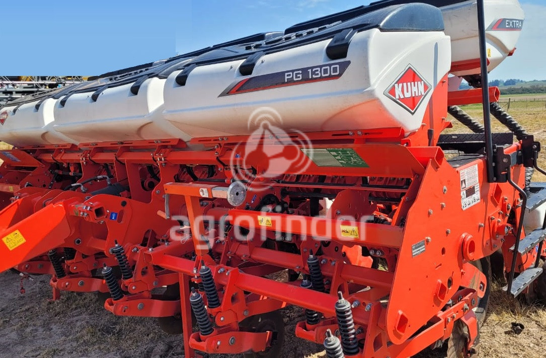 Plantadeira de verão Kuhn PG 1300 Ano 2019