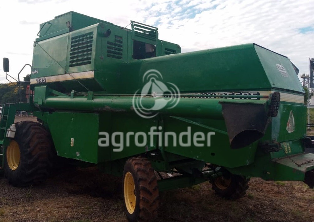 Colheitadeira John Deere 1185 ano 2002