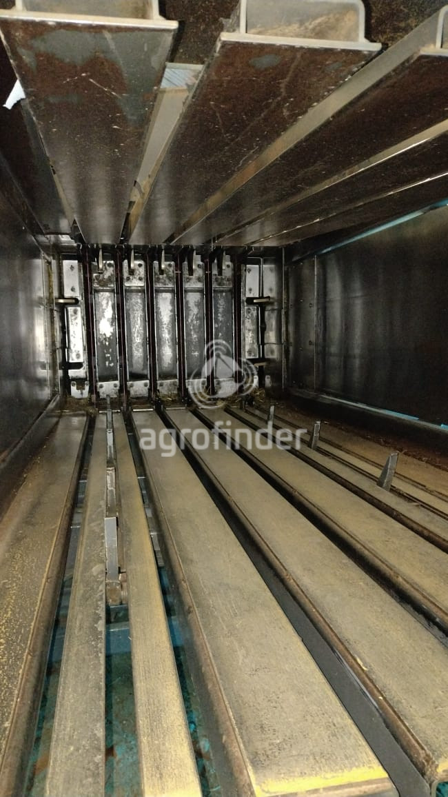 Efardadeira Challenger LB34B Ano 2015