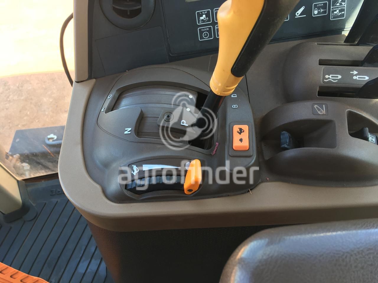 Trator John Deere 7230 J Ano 2021