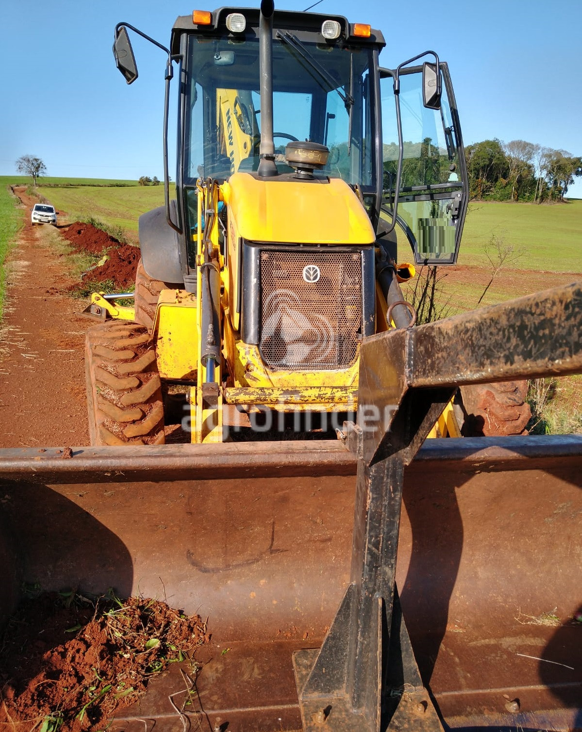 Retroescavadeira New Holland B95B  Ano 2019