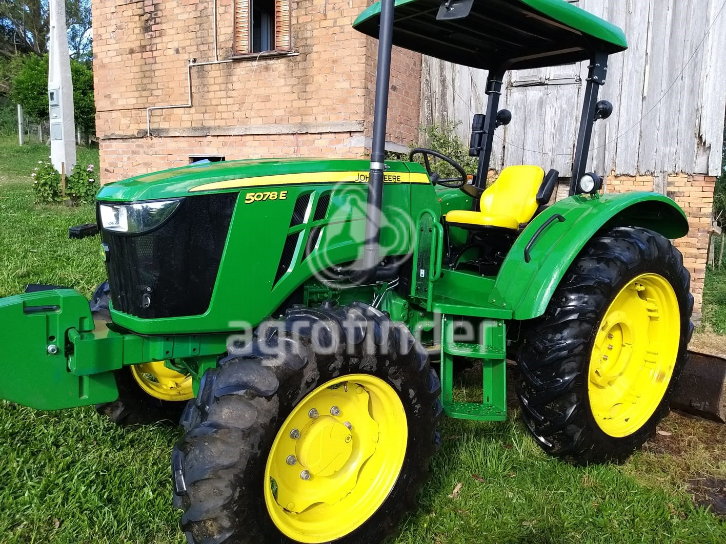 Trator John Deere  5078 E ano 2020