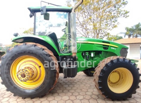 Trator John Deere 7195 J Ano 2013