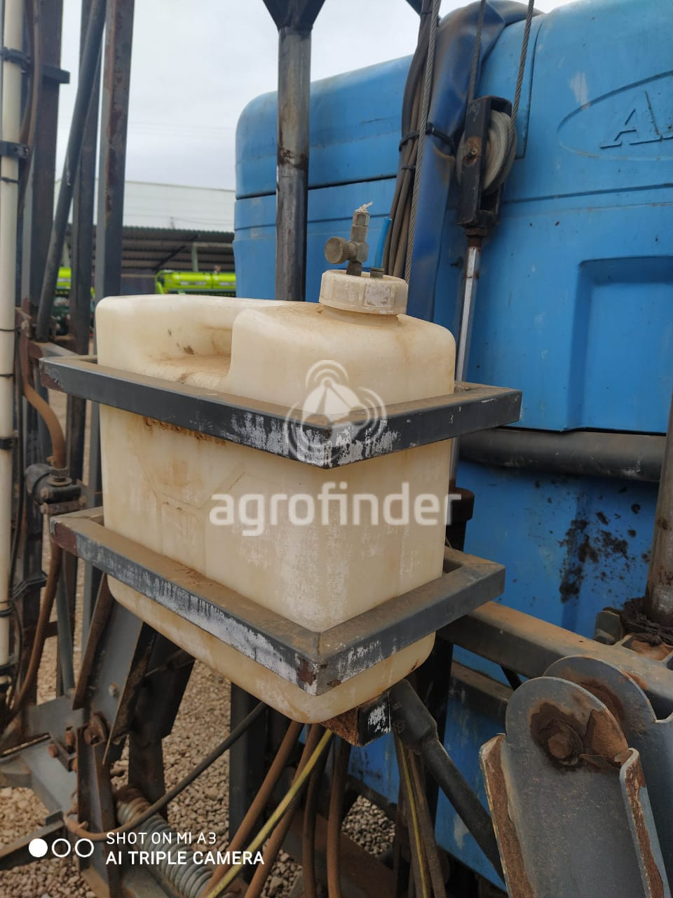 Pulverizador Hidráulico Aral Velleninho A900L Ano 2012