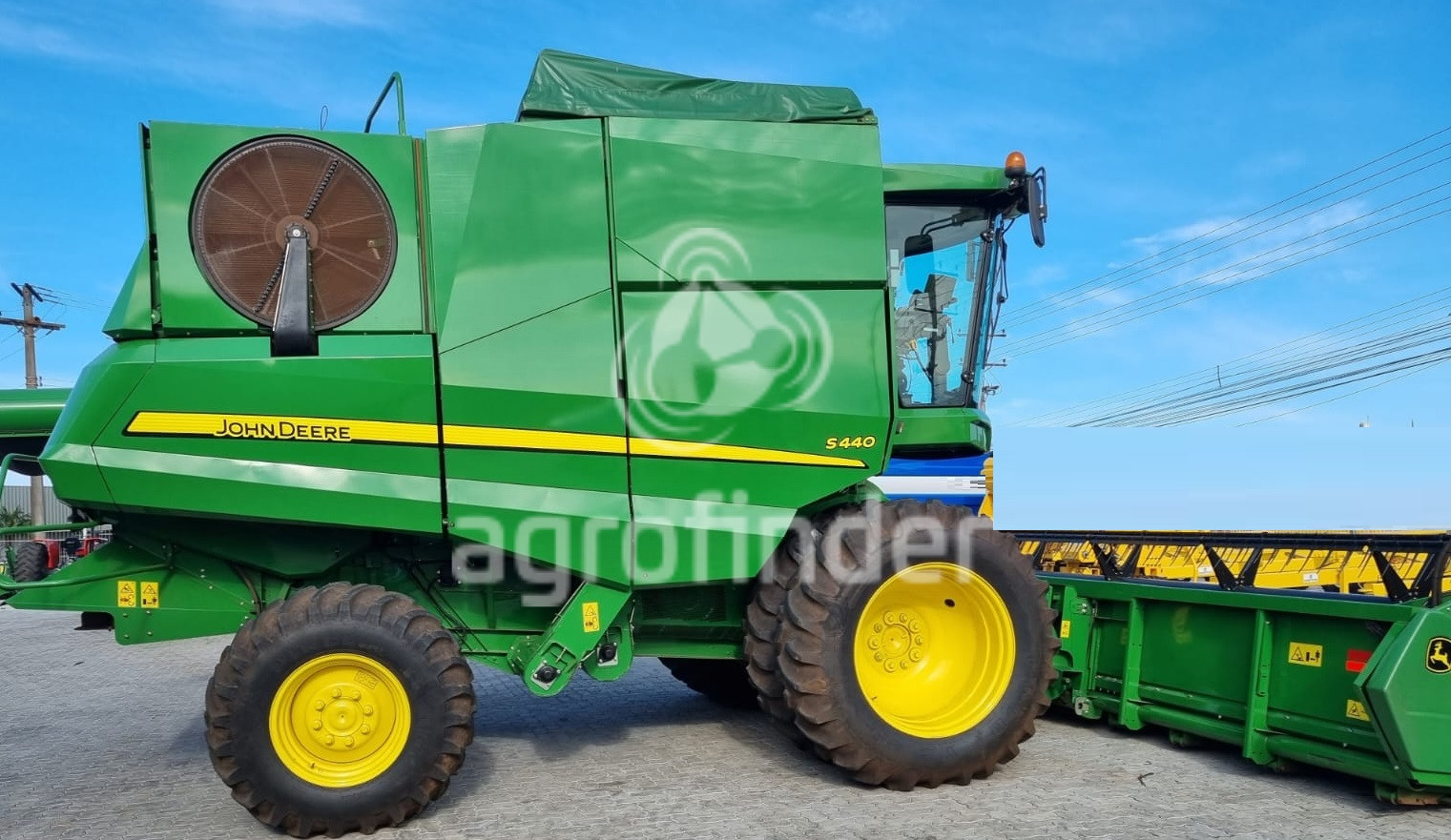 Colheitadeira John Deere  S 440 ano 2019