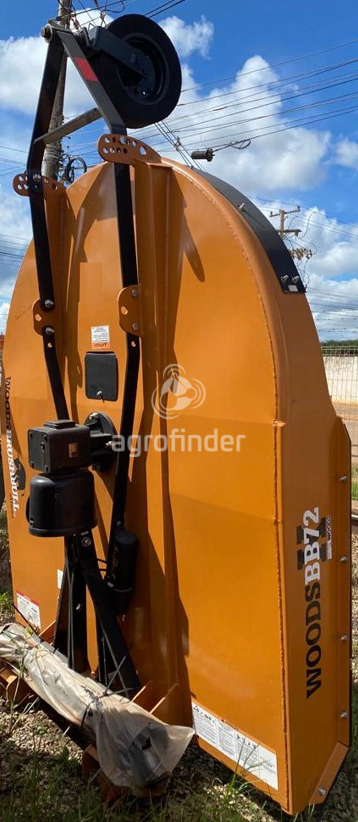 Roçadeira Woods BB72 Ano 2021