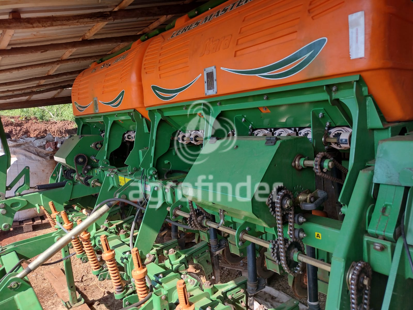 Plantadeira de verão Stara CERES MASTER 3230 ano 2014