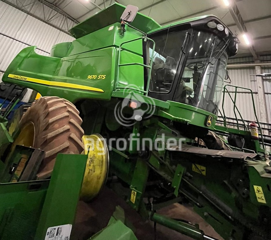 Colheitadeira John Deere STS 9670 Ano 2014