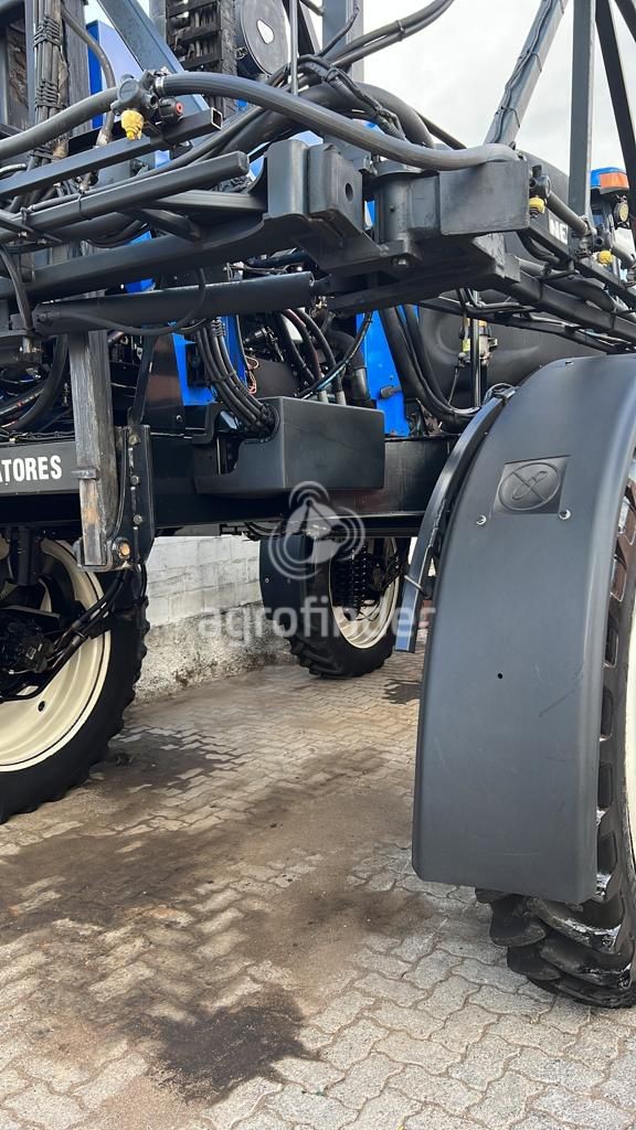 Pulverizador Autopropelido   New Holland SP 3500 ano 2014