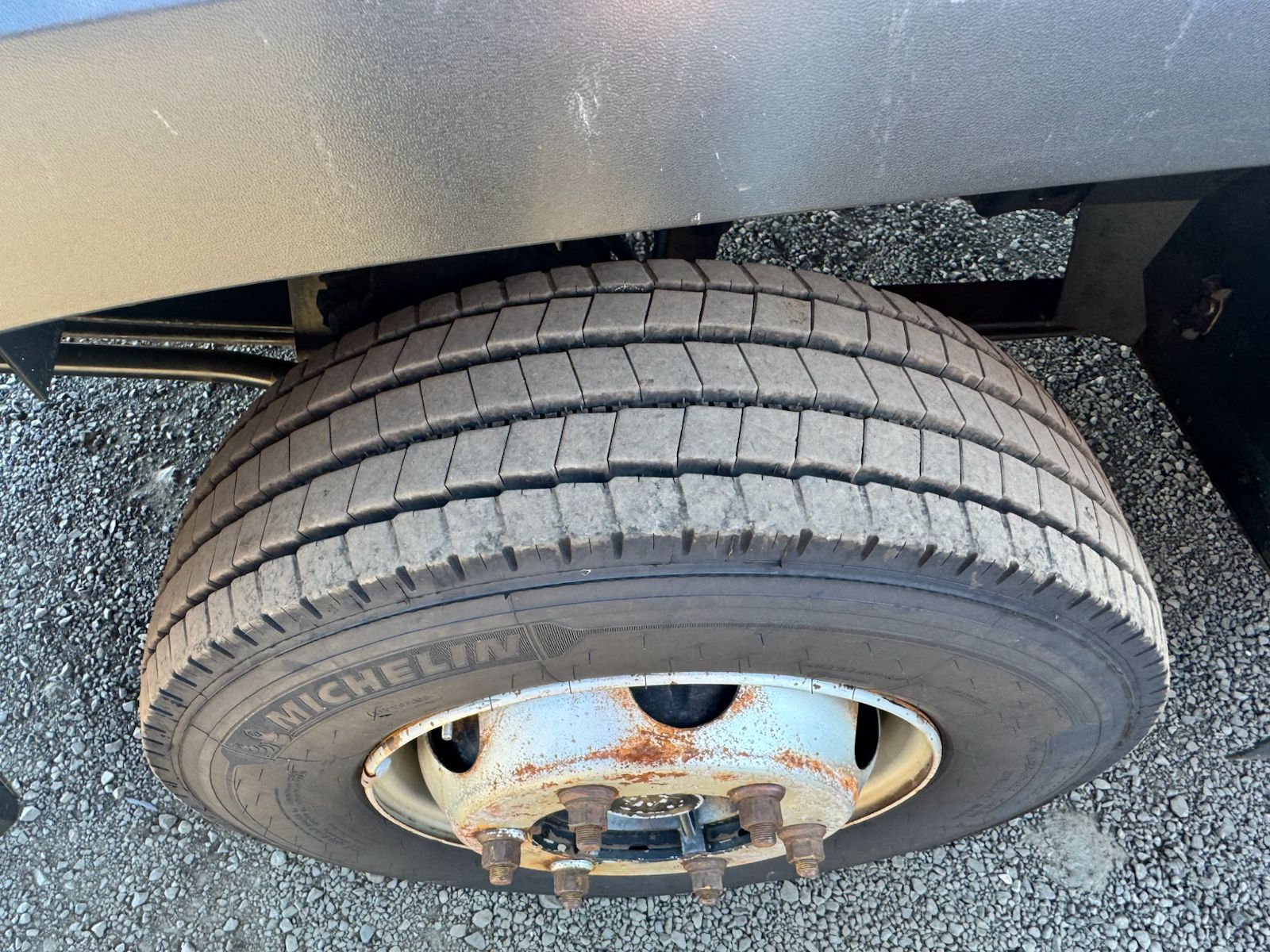 CAMINHÃO :  Volkswagen 11.180 DRC 4x2. COM BAÚ E THERMO KING