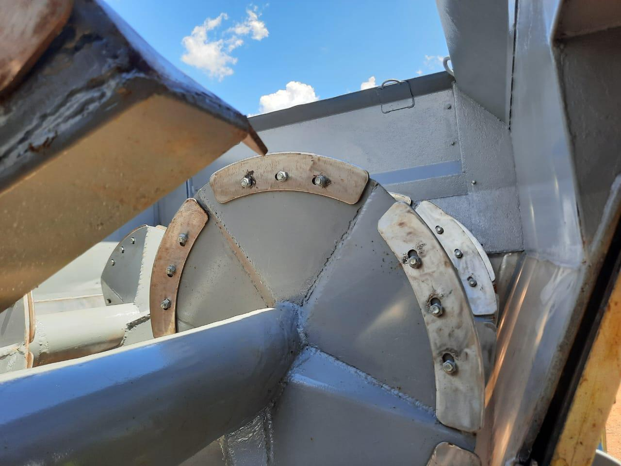 VAGÃO MISTURADOR SILTOMAC 6.8R