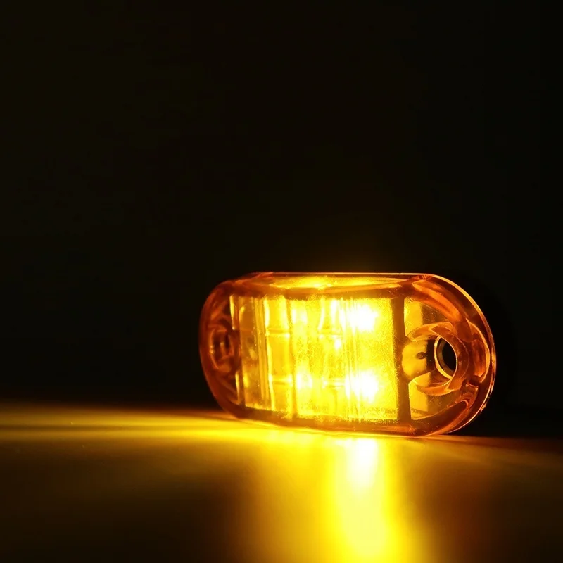 Luz de Cortesia LED Âmbar para Carreta Rodoviária – 12V/24V