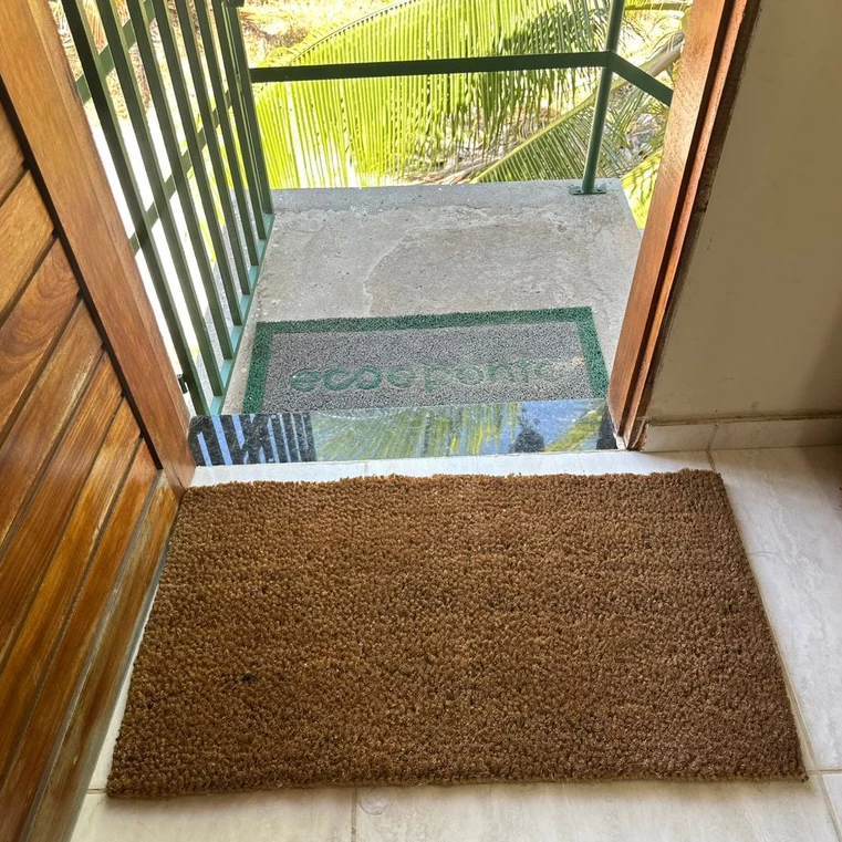 TAPETE CAPACHO DE FIBRA DE COCO - 80 X 40 CM - ALTA QUALIDADE E RESISTÊNCIA