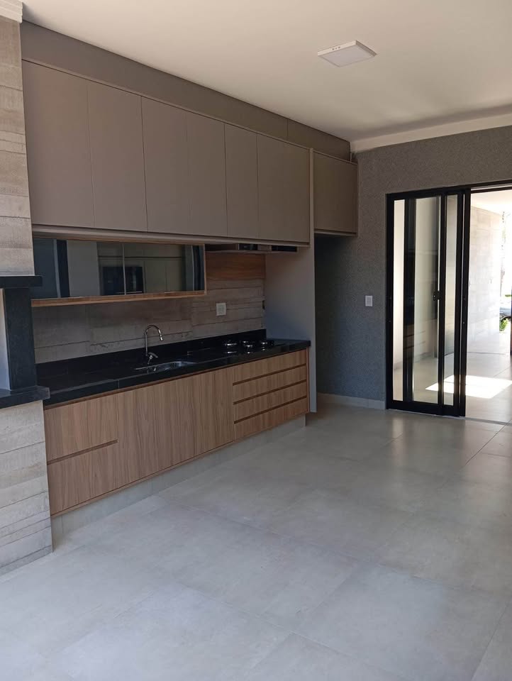 Casa Á Venda | Região Damhas em São José do Rio Preto