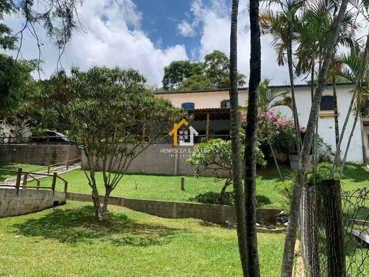 Chácara Á Venda | 2.500 m² Jundiaizinho em Atibaia/SP