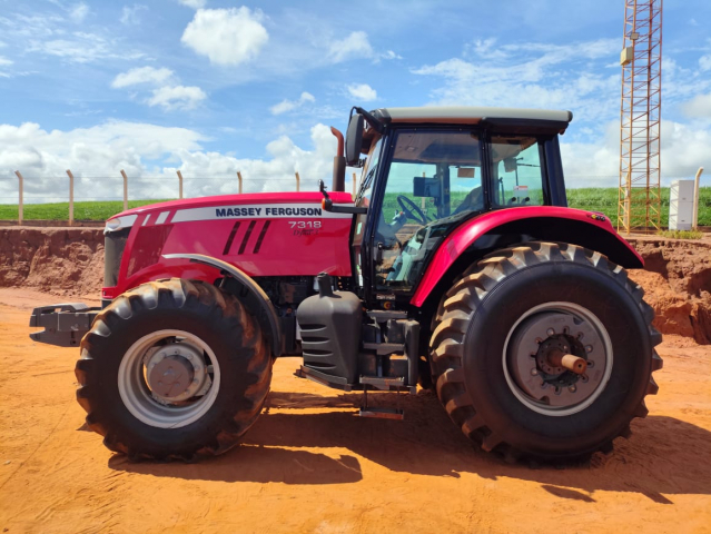 Trator Massey Ferguson 7318 Ano 2023