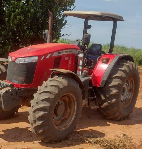 Trator Massey Ferguson 6711 4x4 Ano 2019